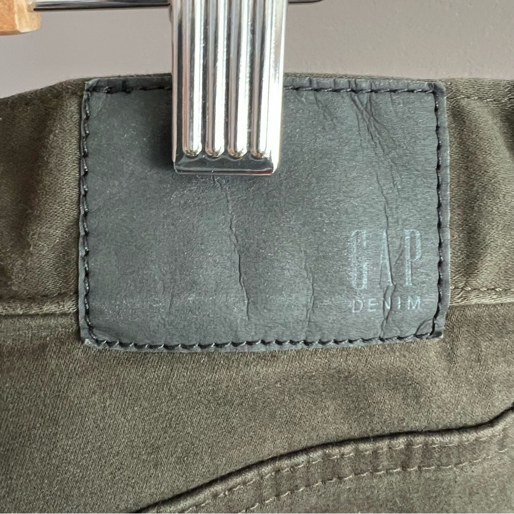 Gap Men's Slim Fit Soft Wear Stretch 5 Pocket Olive Green 36x32 - Picture 9 of 15